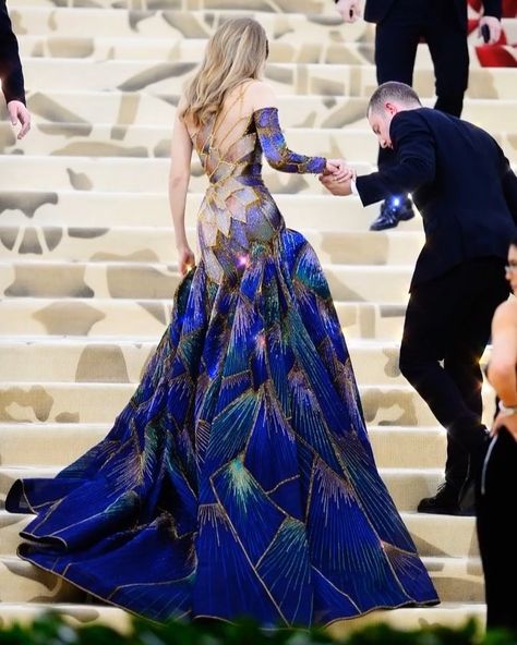 Remembering this beautiful Fashion Moment from the 2018 Met Gala.. Gigi Hadid in this stunning, stained glass of the chapels inspired… Designer Dress Aesthetic, Haute Couture Ball Gowns, Stained Glass Gown, Stain Glass Dress, Gigi Hadid Gown, Stained Glass Outfit, Metgala Inspired Outfits, Versace Red Carpet, Blue Gala Dress