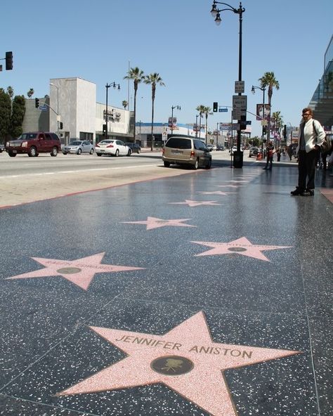 worlds best milkshakes🫶🏼🥤 Los Angeles Manifestation, Walk Of Fame Aesthetic, Los Angeles Aesthetic, La Life, Lombard Street, Los Angeles Travel, California City, City Of Angels, California Dreaming