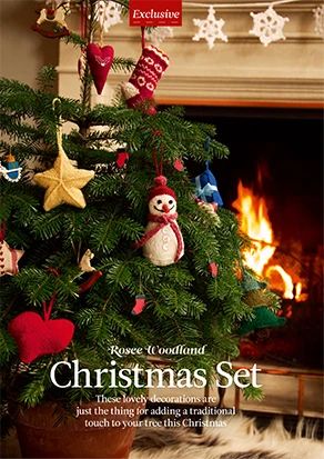 Christmas decorations set Christmas Tree Knitting, Christmas Tree Knitting Pattern, Knitted Christmas Decorations, Hanukkah Decorations, Knit Christmas, Felt Christmas Decorations, Christmas Knitting Patterns, Woodland Christmas, Christmas Set