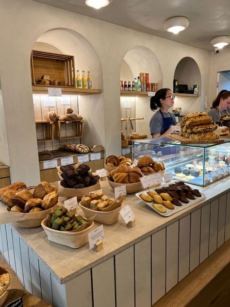 French Cafe Interior Design Coffee Shop, Bakery Job Aesthetic, Coffee Shop Inspo Interior Design, Coffee And Pastries Aesthetic, Pastry Shop Aesthetic, Bakery Shop Aesthetic, Bakery Aesthetic Interior, Donut Catering, Pastries Aesthetic