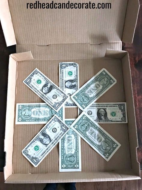 Dollar Bill Gift, Money Pizza, Freebies On Your Birthday, Nacho Party, Birthday Money Gifts, Raffle Ideas, Pie Gifts, Pizza Gifts, 40th Birthday Party Decorations