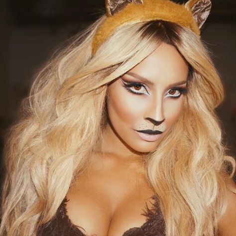 Lion Costume Women, Lion Makeup, Costume Lion, Maquillage Halloween Simple, Lion Halloween Costume, Lion Halloween, Make Carnaval, Tiger Costume, Halloween Beauty