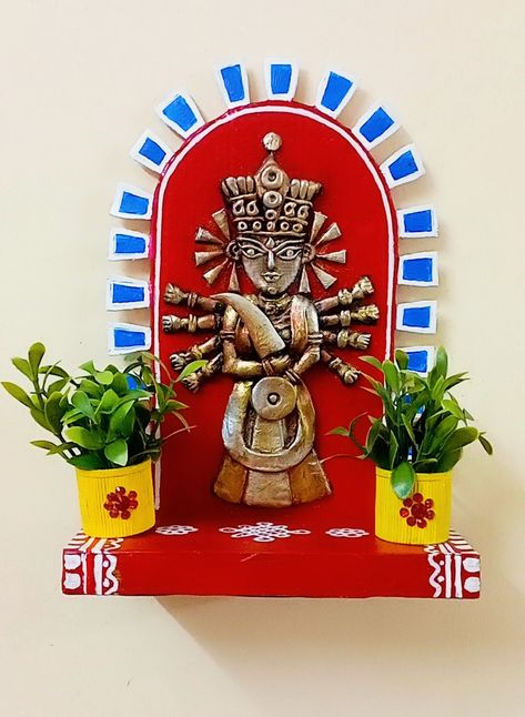 Hessian Crafts, Durga Puja Craft, Durga Puja Creative, Mouldit Clay, Burlap Crafts, Best Out Of Waste, Wall Hanging Diy, Creative Craft, Durga Puja