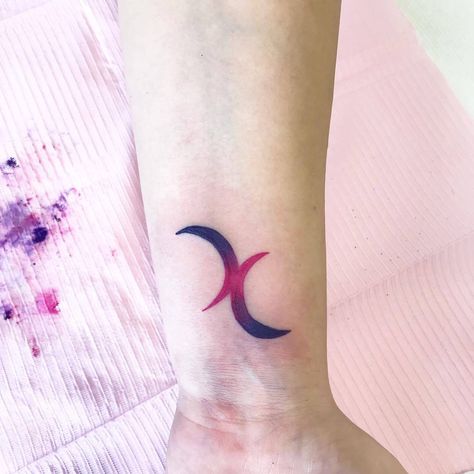 Bi Pride Double Moon Tattoo Bi Pride Tattoo Ideas, Pride Tattoo Ideas, Bisexual Symbol, Hydrangea Tattoo, Lgbt Tattoo, Evolution Tattoo, Symbols Of Strength Tattoos, Pride Tattoo, Rainbow Tattoos