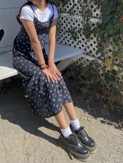 Shirt Inside Dress Outfit, 90s Dress Over Shirt, Dress Over Top Outfit, Midi Skirt Inspiration, White Top Under Dress, Strap Dress With Tshirt, Grunge Summer Dress Outfits, Dress Outfits Layered, Dress And Shirt Outfit Combo