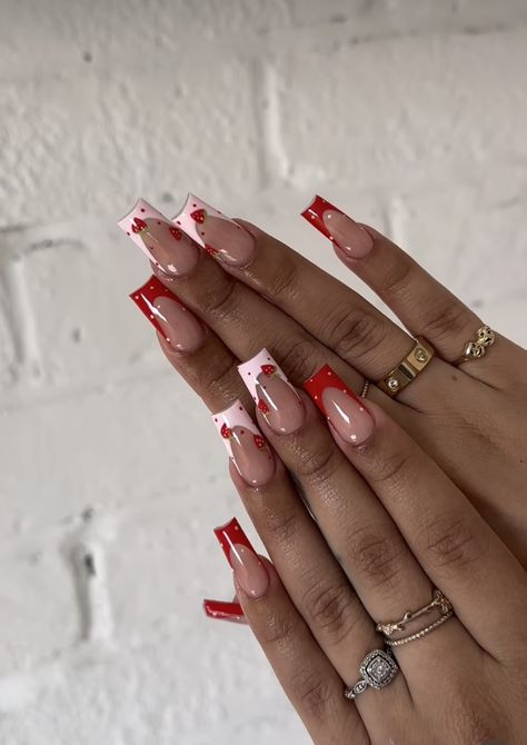 French Tip Christmas Nails, French Tip Christmas, Strawberry Nail Art, Strawberry Nails, Red Acrylic Nails, Cherry Nails, Glow Nails, Acrylic Nails Coffin Pink, Short Acrylic Nails Designs