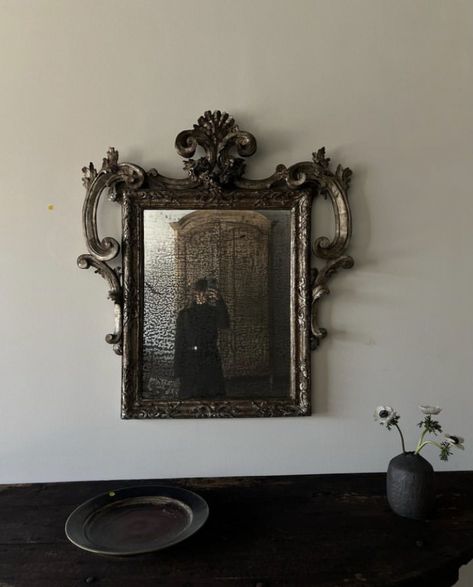 Goth Cottage, Hidden Places, Dark Home, Dark Interiors, Nyc Apartment, House Made, Cafe Interior, Room Aesthetic, Victorian Homes