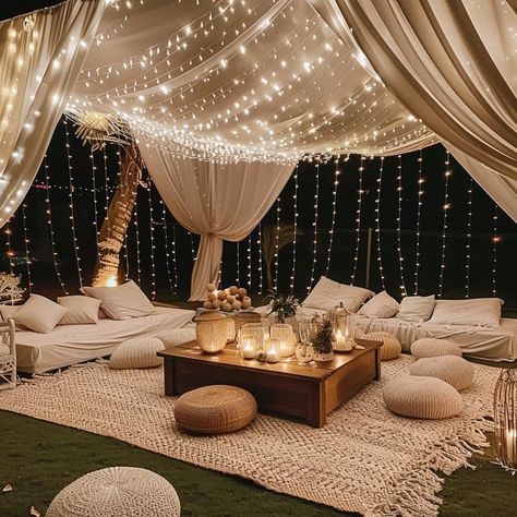 Home Decor: #homedecor, #interiordesign, #homedesign, #decor inspiration Terrace Decoration Ideas For Wedding, Terrace Decoration Ideas For Party Night, Sweet 16 Camping Party, House Party Seating Ideas Indoor, Picnic Inside House, Cozy Party Decor, Outdoor Lounge Party, Terrace Party Decoration, Terrace Party Ideas