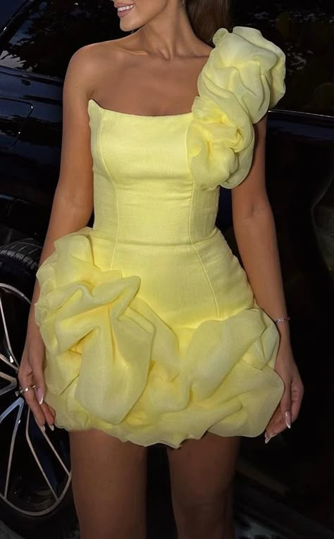 Cream Yellow Chiffon Floral Mini Homecoming Dresses – Laylatailor Shop Bodycon Prom Dress, Homecoming Dresses Bodycon, Pretty Bridesmaid Dresses, Dresses Hoco, Dresses Pageant, One Shoulder Prom Dress, Mini Homecoming Dresses, Tulle Homecoming Dress, Satin Homecoming Dress