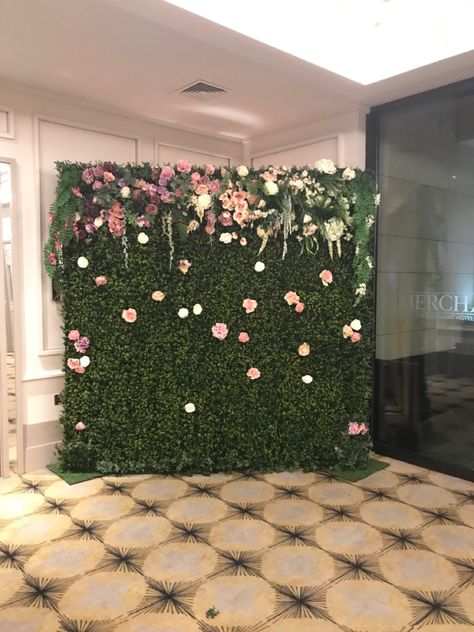 Greenery Backdrop With Flowers, Grasswall Backdrop With Flowers, Green Backdrop With Flowers, Photowall Event, Floral Wall Backdrop Greenery Wallpaper, Green Wall Backdrop, Hedgewall Backdrop With Flowers, Flower Wall With Neon Sign Greenery, Foliage Backdrop