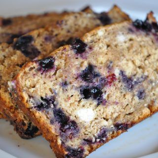 Blueberry Banana Bread Recipe is Perfect Homemade Christmas Gift Banana Blueberry Bread Recipe, Blueberry Banana Bread Recipe, Bisquick Banana Bread, Banana Blueberry Bread, Blueberry Quick Bread, Berry Bread, Blueberry Zucchini Bread, Blueberry Bread Recipe, Bread Recipe Ideas