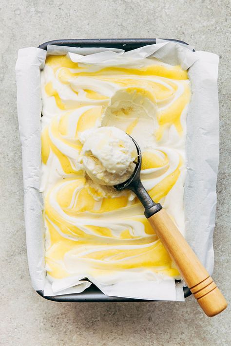 Lemon Curd Ice Cream, Peach Ice Cream Recipe, Homemade Peach Ice Cream, Peach Ice Cream, Summer Ice Cream, No Churn Ice Cream, Yellow Foods, Ice Cream Machine, Peaches N Cream