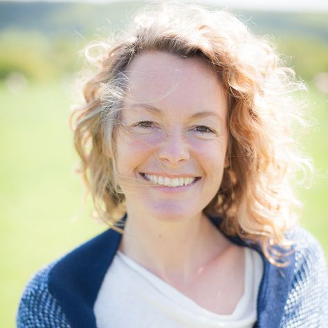 Kate Humble's surprising beauty tipsghkuk Joan Didion Quotes, Kate Humble, Carol Kirkwood, Kate Garraway, Eco Friendly Beauty, Beauty Tricks, Female Images, Beauty Trends, The Outdoors