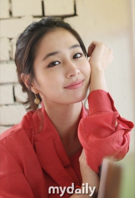 Kdrama Actress, Lee Min Jung, Korean Drama Tv, Jung So Min, Kamisama Kiss, Soft Classic, Boys Over Flowers, Korean Actresses, Korean Celebrities