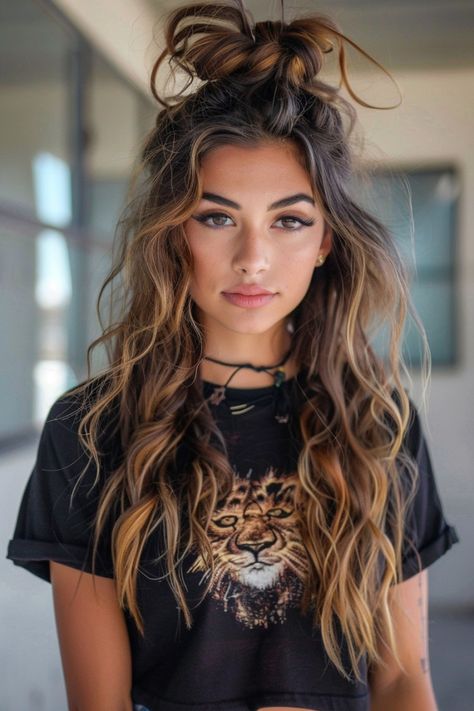 19 Hairstyles For Thick Wavy Hair You'll Love Long Hair For Pictures, Curly Hair Bangs Hairstyles Long, Long Hair With Waves Hairstyles, Long Wavy Hairstyles With Layers, Black Beach Waves Hair, Styling 2c Hair, Cute Wavy Hair Hairstyles, Long Natural Wavy Hairstyles, Hairstyles To Do With Wavy Hair