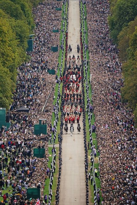 Imperial State Crown, Rainha Elizabeth Ii, Reine Elizabeth Ii, Elisabeth Ii, Catherine Elizabeth Middleton, Isabel Ii, Her Majesty The Queen, Queen Mother, George Vi