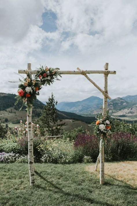 Birch Wedding Arch, Winthrop Washington, Birch Tree Decor, Wedding Gate, Wedding Arches Outdoors, Birch Wedding, Diy Wedding Arch, Wedding Arch Ideas, Wedding Archway