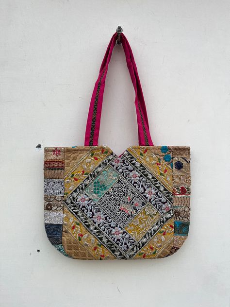 Handmade Tote Shopping Bag, Cotton Market Bag, Jhola Bag, Hippie Bag, Market Bag Reversible Carry Bag, Beach Bag Vintage Tote Bag, Hippie Bags, Handmade Tote, Market Bag, Carry Bag, Cotton Bag, Beach Bag, Sustainable Fashion, Classic Design