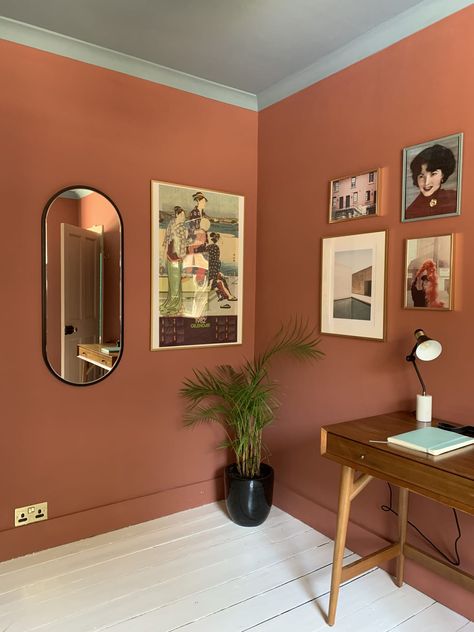 Terracotta Hallway Paint Colors, Terracota Wall Color, Color In Home, Terracotta Living Room, Paint Color Trends, Terracotta Paint, Home Wall Colour, Wall Colours, Cahuita