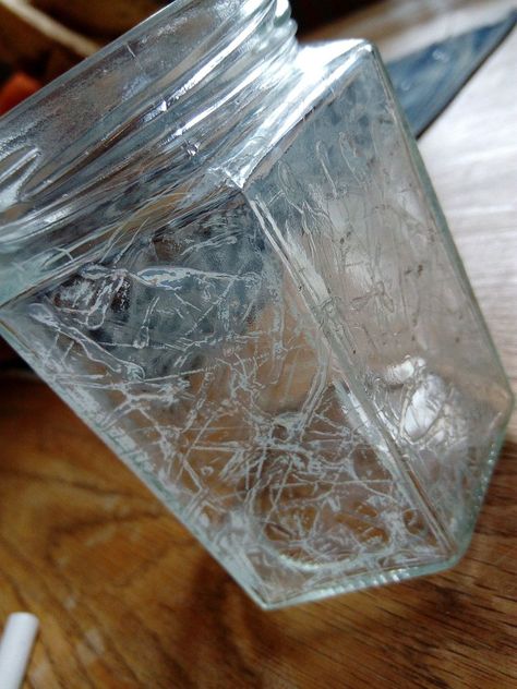 Faux Cracked Glass Jars Wine Bottle Crafts, Glass Votives, Glass Packaging, Making Glass, Shattered Glass, Glass Projects, Diy Crafts Hacks, Crackle Glass, Seeded Glass