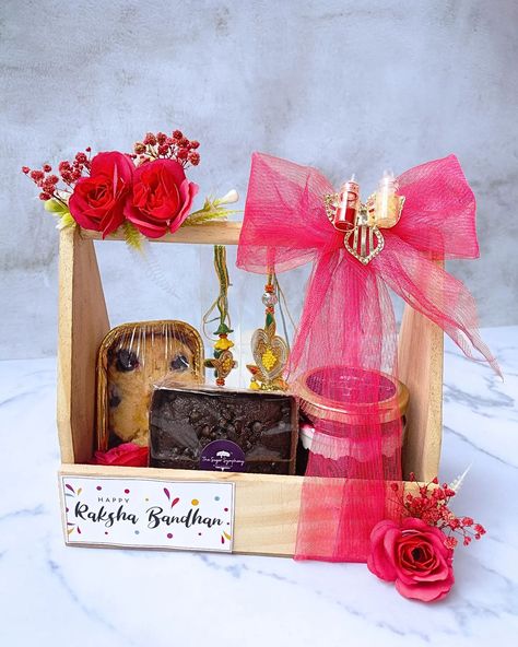 Rakhi Collection ' 24✨❤️ Hamper 1 ✨ - Brownie - Lemon blueberry Tea cake - Chocolate jar cake with almond praline - Reusable wooden tray - Rakhi + roli chawal - Floral decoration DM or Whatsapp on 9830383753 to place your orders! Rakhi, rakhi gifting, kolkata , budget friendly, gift hamper, trending Chocolate Jar Cake, Blueberry Tea Cake, Almond Praline, Jar Cake, Chocolate Jar, Blueberry Tea, Cake In A Jar, Budget Friendly Gift, Tea Cake