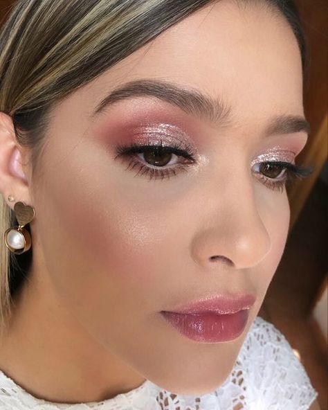 Light Pink Prom Dress Makeup, Makeup For Pastel Pink Dress, Light Pink Smokey Eye Makeup, Pink Make Up For Wedding, Pink Bridal Makeup For Brown Eyes, Pink Makeup Looks For Hooded Eyes, Blush Pink Makeup Looks Rose Gold, Soft Pink Glam Makeup Brown Eyes, Prom Makeup Looks Pink Dress