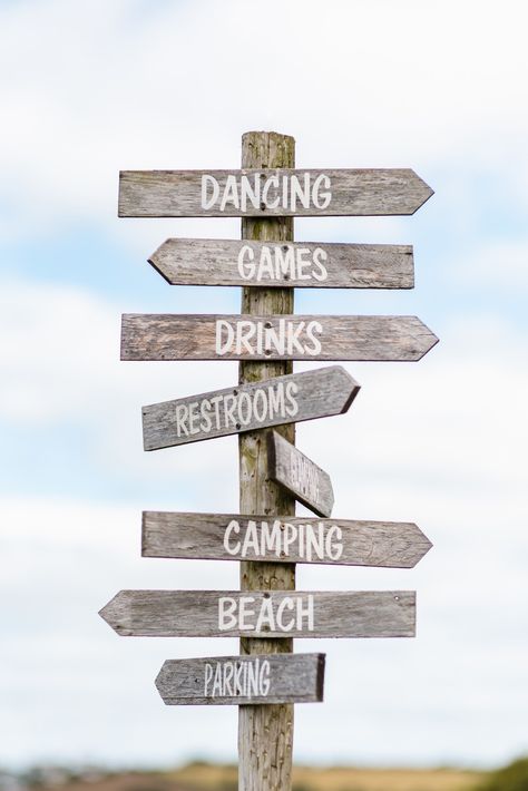 Camp Signage, Arrow Signage, Rustic Wedding Signage, Wooden Signage, Floral Archway, Cozy Restaurant, Outdoor Bath, Diy Event, Outdoor Signage