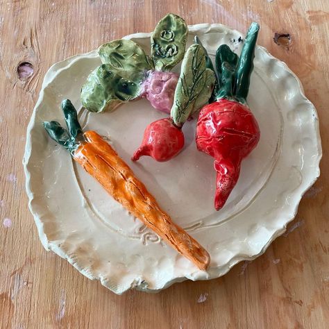 Purple Twig on Instagram: “A plate of veggies anyone. The last ceramic project for this Spring session. The kids sculpted vegetables from observation and glazed…” Salt Dough Fruit And Vegetables, Pottery Painting Vegetables, Ceramic Vegetables Pottery, Clay Fruits And Vegetables, Fruit Ceramic Plate, Vegetable Animals, Pop Art Girl, Ceramics Projects, Clay Ceramics