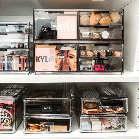 RíOrganized: Jen Atkin’s Beauty Closet — RíOrganize Organisation, Makeup Organizing Ideas, Makeup Organizing, Hair Product Storage, Organizing Makeup, Closet Transformation, Beauty Closet, Jen Atkin, Makeup Storage Organization