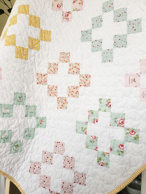 Quilt Patterns Using Mini Charm Packs, Tone On Tone Quilts, Beginner Quilt Patterns Squares, Scrap Buster Quilts, 9 Square Quilt Patterns, Neutral Quilt Patterns, 5 Inch Charm Pack Quilt Patterns, Granny Square Quilt Pattern, Large Block Quilt Patterns