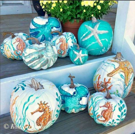 Beach Coastal Pumpkins...these are the BEST Halloween Decorated & Carved Pumpkin Ideas! Pumpkin Designs Painted, Pineapple Girl, Creative Pumpkin Decorating, Halloween Pumpkins Painted, Pumpkin Carving Templates, Pumpkin Spice Season, Pumpkin Painting, Halloween Painting, Best Pumpkin