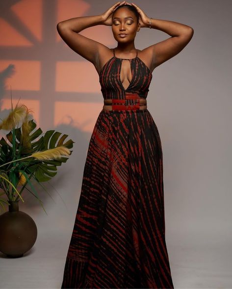 Chic Dress Classy, African Print Dress Ankara, African Inspired Clothing, Womens Trendy Dresses, Dressy Casual Outfits, Batik Fashion, Effortlessly Chic Outfits, African Traditional Dresses, Ankara Dress