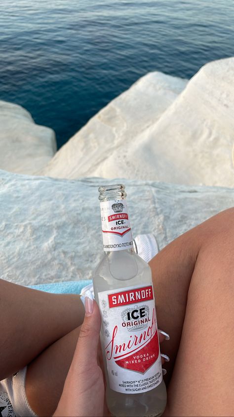 Smirnoff Ice Aesthetic, Smirnoff Aesthetic, Vodka Mixed Drinks, Rich Summer, Edits Photos, Ice Aesthetic, Smirnoff Ice, Smirnoff Vodka, Summer Goals