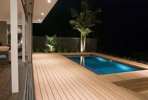 Spa Deck, Decks Around Pools, Pool Decking, Moderne Pools, Swimming Pool Decks, Step Lights, Decking Area, Wooden Patios, Wooden Deck