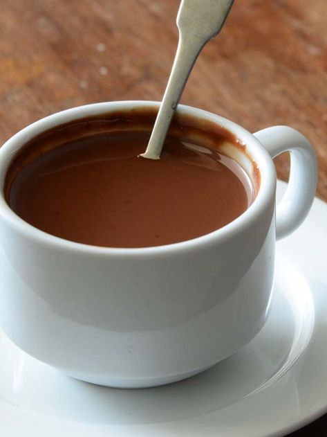 French Hot Chocolate, Hot Chocolate Party, Drinking Chocolate, Chocolate Party, Warm Drinks, French Recipes, Chocolate Caliente, Hot Chocolate Bars, Chocolate Recipe