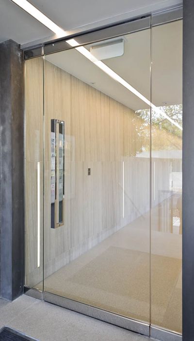 Glass Doors Frameless Doors, Glass Entrance Doors, Aluminium Glass Door, Small Office Design Interior, Building Windows, Glass Door Design, Frameless Door, Frameless Glass Doors, School Door Decorations