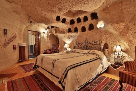 Underground Hotel, Secret Rooms In Houses, Cave Hotel, Mud House, Secret House, Underground Homes, Cave House, Cob House, The Underground