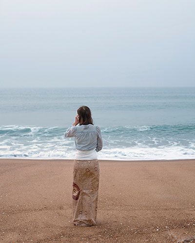 Skateboard, Architecture, Cinema Architecture, Human Being, Cool Stuff, Skateboarding, Sequin Skirt, Maxi Skirt, Human