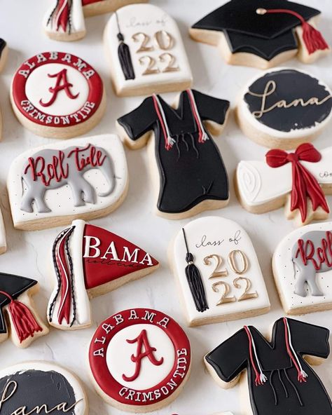 Graduation Party Ideas 2023, Cute Graduation Party Ideas, Graduation Food Ideas, Graduation Food, Backyard Graduation Party, Graduation Party Foods, Crazy Cookies, Cookie Bakery, Graduation Party Ideas