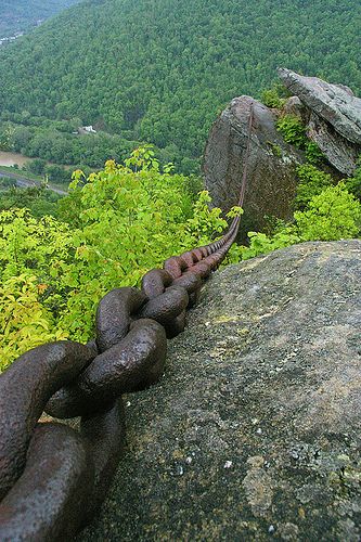 Chained Rock. Pineville, KY by Ulrich Burkhalter, via Flickr Harlan County Kentucky, Pineville Kentucky, Harlan Kentucky, Kentucky Camping, Kentucky Attractions, Kentucky Vacation, Harlan County, Cumberland Gap, Kentucky Bourbon Trail