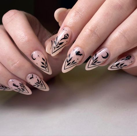 Halloween nails #nails #ghosts #manicure #mani #moon #bats Summer Alt Nails, Lunar Moth Nails, Spring Goth Nails, Summer Goth Nails, Leafy Nails, Moth Nails, Botanical Nails, Nail Ideas Simple, Free Nails