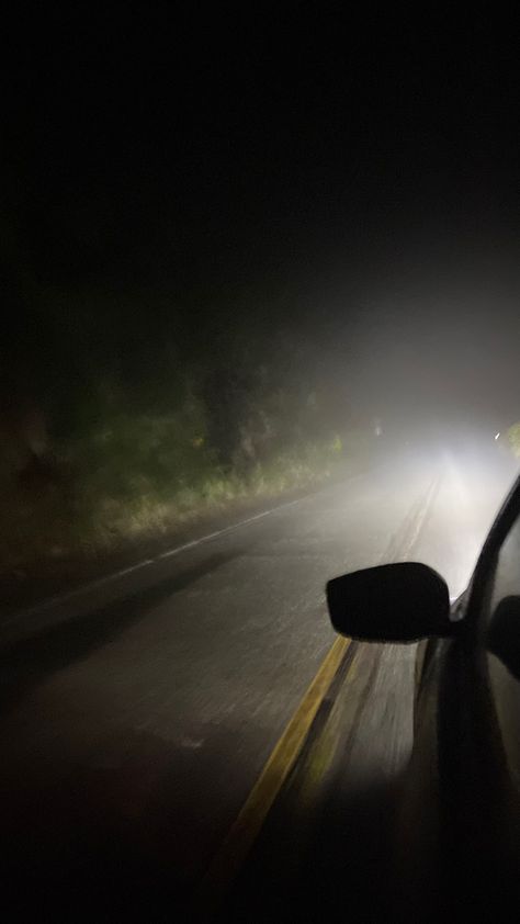 Night Time Road Aesthetic, Mountain Drive Aesthetic, Car Wreck At Night, Road Trip Aesthetic Night, Foggy Night Aesthetic, 5 Survive, Night Roadtrip, Aesthetic Fog, Night Drive Aesthetic