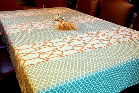 Diy Table Cloth Tablecloths, Tablecloth Ideas Diy, Diy Table Cloth, Diy Baby Costumes, Wrapping Paper Organization, Diy Tablecloth, Thanksgiving Tablecloth, Summer Wedding Diy, Simple Thanksgiving