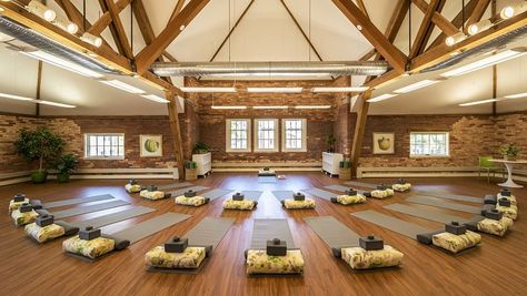 Wellness Center Design, Best Yoga Retreats, Ashtanga Vinyasa Yoga, Spa Weekend, Health Retreat, Yoga Studio Design, Health And Wellness Center, Healing Room, Yoga Space