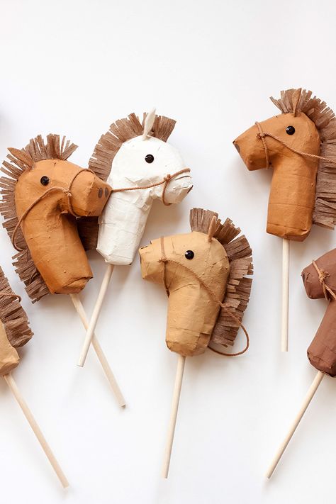 Kids Crafts Fall, Kids Crafts Easy, Horse Pinata, Kids Crafts Toddlers, Crafts Toddlers, Easy Kids Crafts, Rodeo Party, Crafts Fall, Horse Birthday Parties