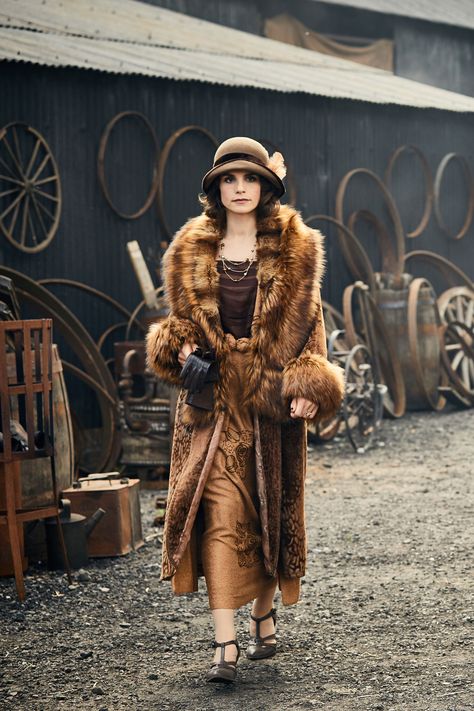 Peaky Blinders Fashion Women, May Carleton, Peaky Blinders Fancy Dress, Peaky Blinders Outfit Women, Peaky Blinders Outfit, Peaky Blinders Party, Peaky Blinders Dress, Peaky Blinders Fashion, Costume Peaky Blinders