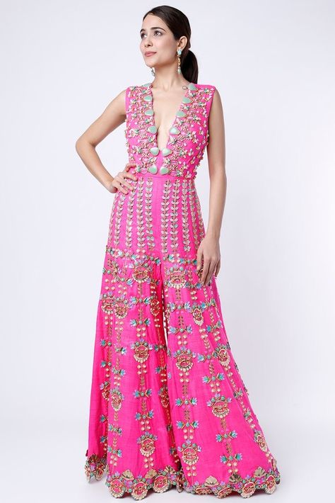 Sangeet Outfit Ideas, Haldi Theme, Ethnic Jumpsuit, Pink Jumpsuits Outfit, Indian Jumpsuit, Jumpsuit Indian, Hot Pink Jumpsuit, Paulmi And Harsh, Jumpsuit Outfit Wedding