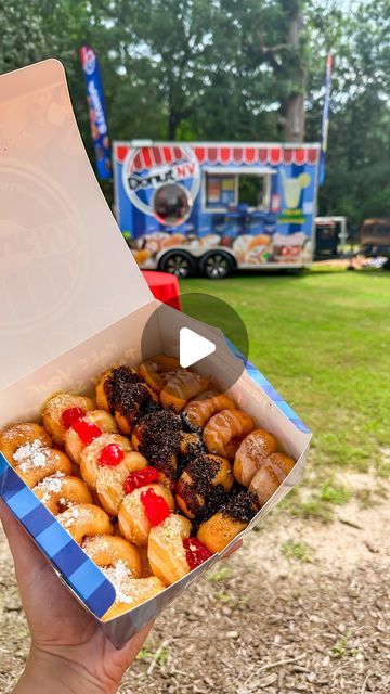 Megan Nichols | NC Eat & Play on Instagram: "FOOD TRUCK ALERT! 🍩 🍋 
We were invited to check out DonutNV, an amazing food truck that serves customizable hot mini donuts and fresh-squeezed lemonade. 
There are two locations you need to be aware of! 
RALEIGH: @donutnvraleighnc / email: Raleighnc@donutnv.com
GREENSBORO: @donutnvpiedmonttriadnc / email: piedmonttriad@donutnv.com

We loved these delicious little donuts and the lemonade flavors were sooo refreshing. DonutNV does both public and private events so make sure you’re following both of them to keep up with their schedule or to book them for your upcoming event! 
They’re delicious, VERY quick and efficient, and fun to watch through the window. Perfect for your next gathering! 

#raleighnc #raleighfood #greensboronc #triadnc #winstons Lemonade Flavors, Concession Stand Food, Visit North Carolina, Fresh Squeezed Lemonade, Concession Stand, Greensboro Nc, Mini Donuts, Food Trucks, Through The Window