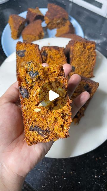 Dates Cake Recipe, Dates Cake, Date Cake, Vanilla Essence, 2 Eggs, Cake Ingredients, Sunflower Oil, Baking Powder, Warm Water