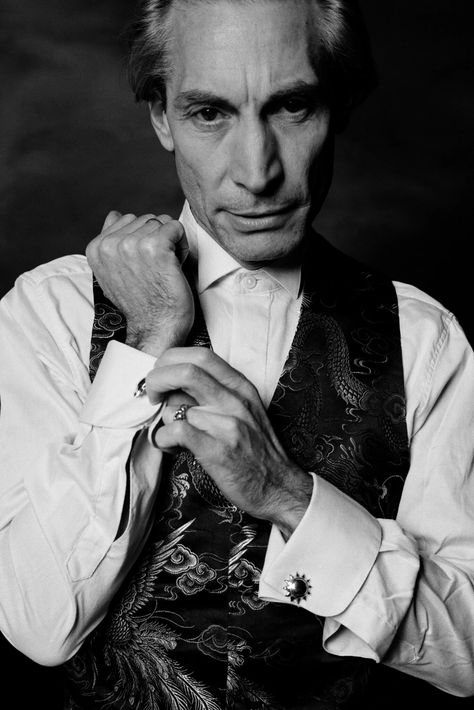 The Uniform Cool of Charlie Watts - The New York Times Tommy Nutter, Huge Wardrobe, Ron Woods, Charlie Watts, Paris Images, Rock And Roll Bands, Miles Davis, Keith Richards, Mick Jagger